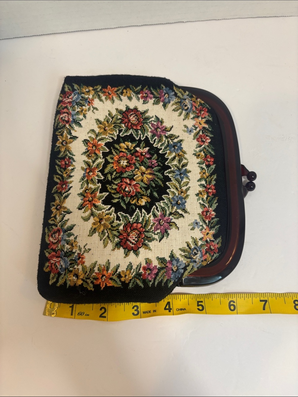Vintage Style Handmade in Hong Kong Floral Tapestry Clutch Purse Black - Picture 8 of 8